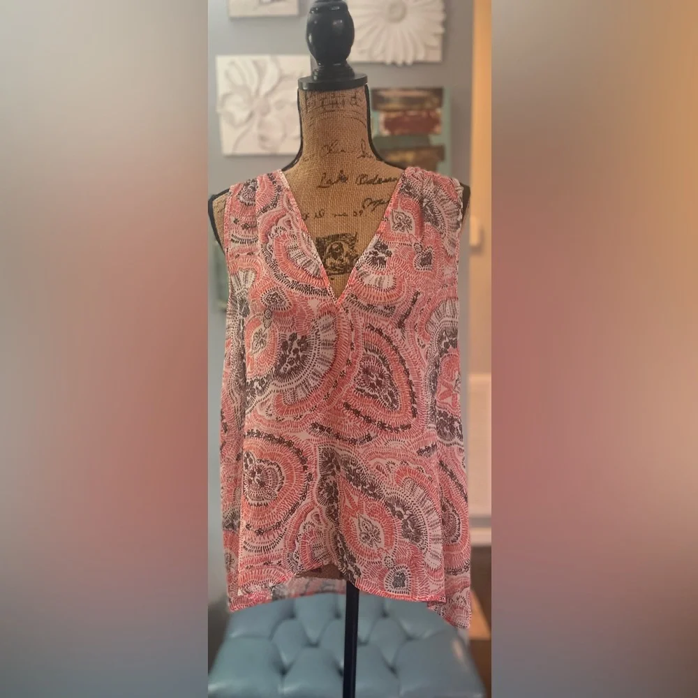 NWT JOIE 🔥🔥 size Large sleeveless blouse 100% silk - Picture 1 of 6